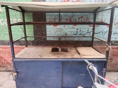 aoa frieess and shawarma counter for sale 2 friresss 1 hot plate