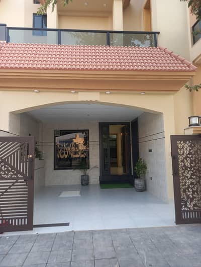 7 MARLA DOUBLE UNIT 5 BED USED HOUSE FOR SALE