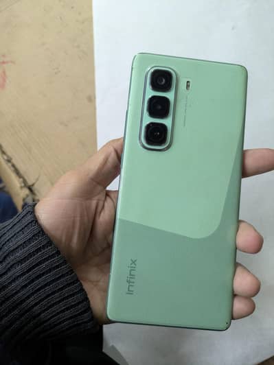 Infinix hot 50 pro plus