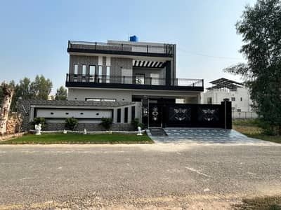 1 Kanal Very Low Price Owner Build House Available For Sale