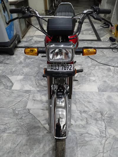 Honda CD 70 very excellent condition first owner