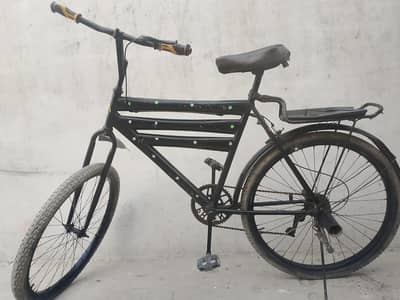 black gared bicycle