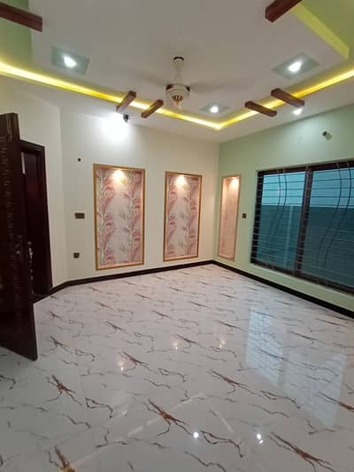 Prominently-Located 8 Marla House Available In Bahria Nasheman