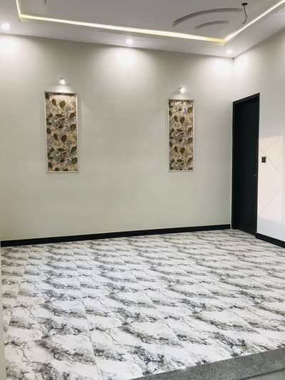 120 Square Yards House For Grabs In Scheme 33