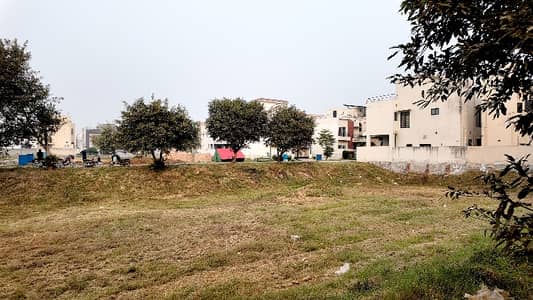 5 Marla Residential Plot For Sale In DHA 9 Town Lahore