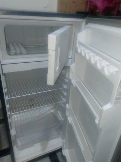 Dawalance fridge urgent sale