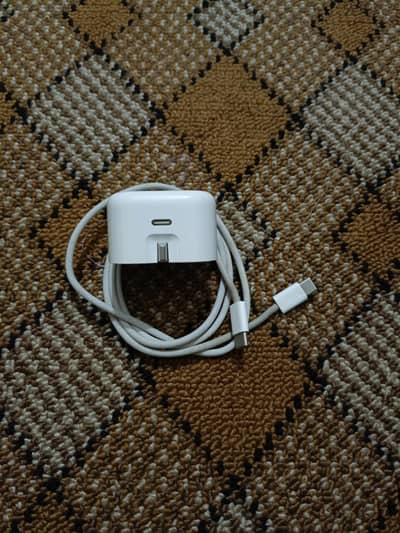 iphone. 16  ka Orgnial Charget  and Orgnial Cable