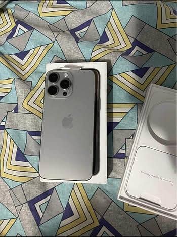 Iphone 15 pro max Jv