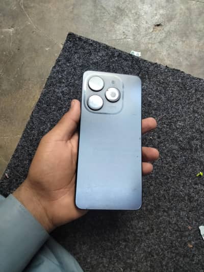 infinix smart 8 4/64gb