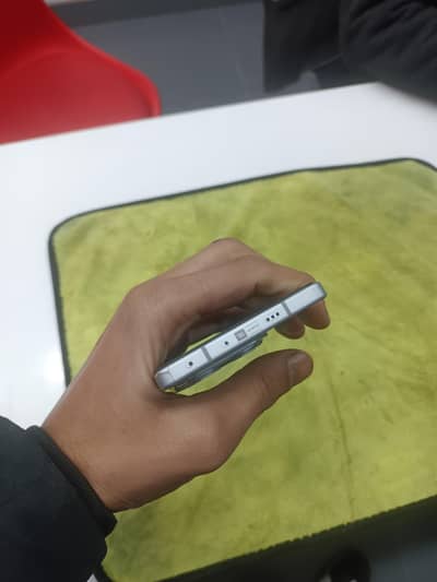 Infinix note 50 pro 24.256 03269486527