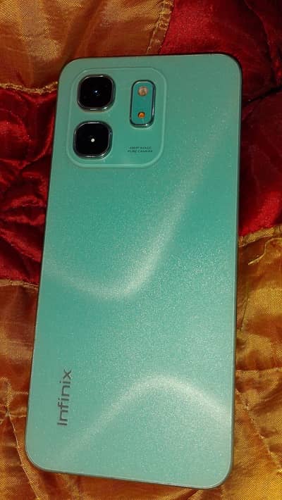 Infinix Hot 50i 6/128 gb