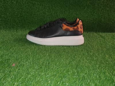 Alexander McQueen Sneaker