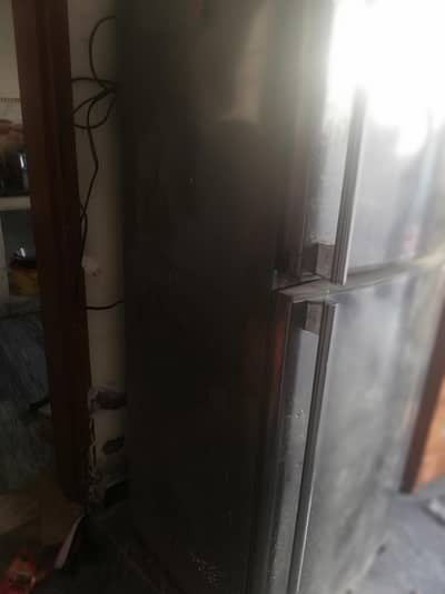 dawlance refrigerator