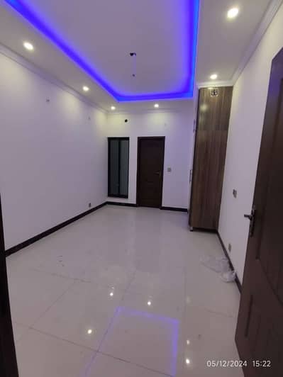 Apartment For Rent Near Shokat Khanum And Umt Uni For Job Holders And Bachelors
