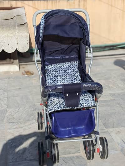 premium baby stroller for sale. . . stulish blue baby stroller. . . . bj 2nn