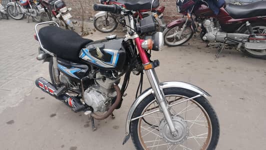honda 125 2017 model condition good