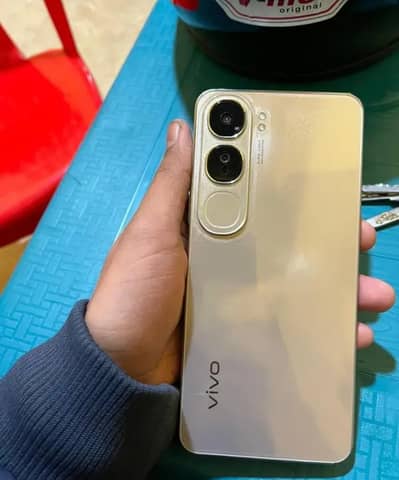 Vivo y200 Urgent sale Complete box connect wtp no