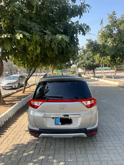 Honda Brv full option
