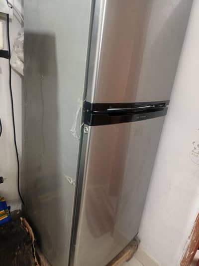 Orient refrigerator medium size.