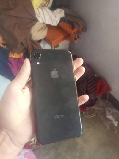 iPhone xr all ok factory unlock (03.29)(83.76233)