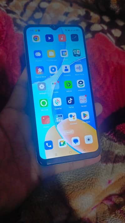 back change ho jay to bilkul ok phone hai 1500 ki change Hoti ha