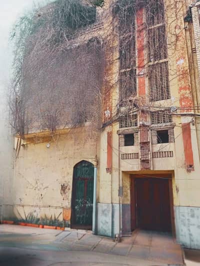 High Footfall Area! McLeod Road Commercial Building For Sale In Lahore