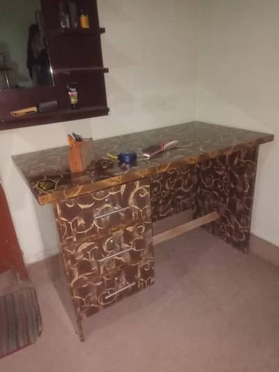 1 New table office table