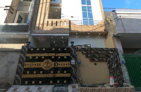 Good Prime Location 5 Marla House For sale In Samanabad