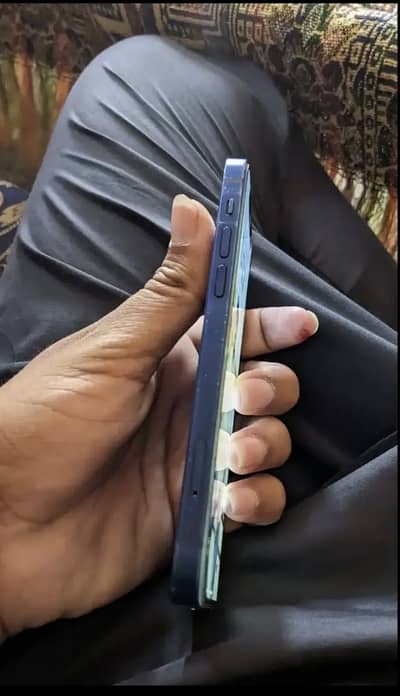 Apple iPhone 12 exchang possbel good phone