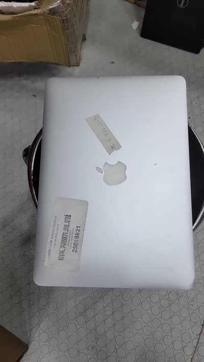 MacBook Air 2017 | 8GB RAM | 256GB SSD