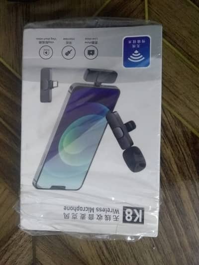 K8 Wireless Lavalier Microphone for Mobile | YouTube Vlogging Mic