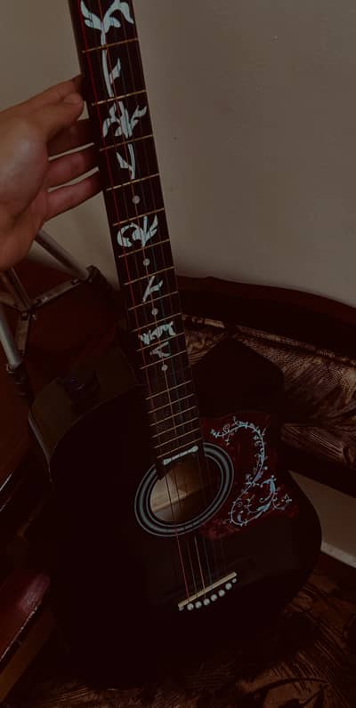 GUITAR FOR SALE