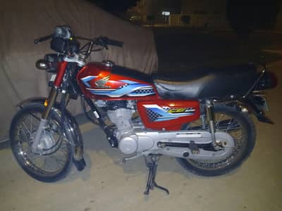 Honda cg 125,condition 10/8 seal engine