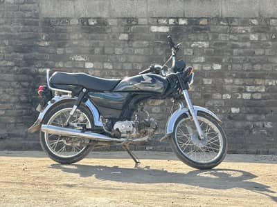 Honda cd 70 2022/23 model BLK Colour