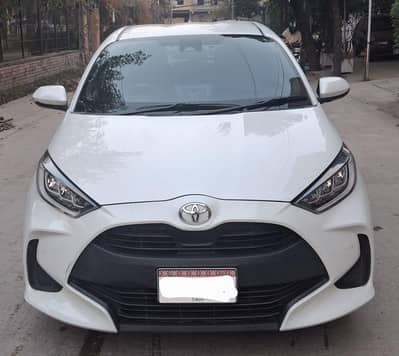 TOYOTA YARIS HATCH BACK 2022 FULL OPTION