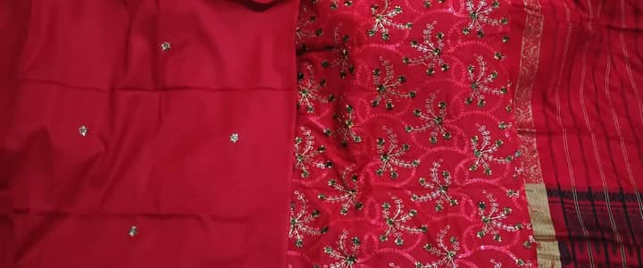 3 piece suit with larger size beautiful  warm shawl