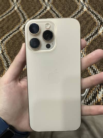 16 pro max display change