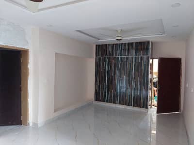 3 marla new portion ground floor for rent for faimly