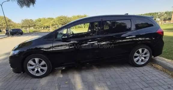 Honda Jade 2015