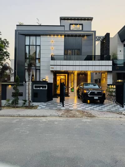 10 MARLA ARCHITECT DESIGNER HOUSE FOR SALE ORIGINAL PICTURES ATTACHED