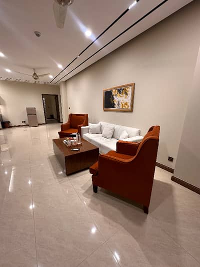 2 Bed Luxury Apartment for Daily basis in Bahria Town Lahore