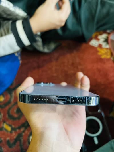 I phon 13 pro max 256gb pta approvd