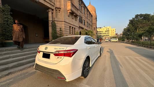 Toyota Corolla saloon