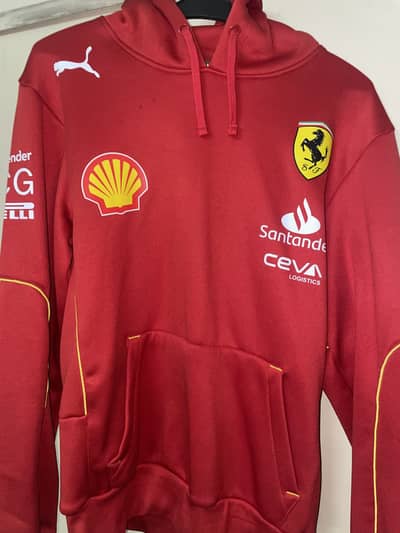 Scuderia Ferrari F1 Team Hoodie Size Small