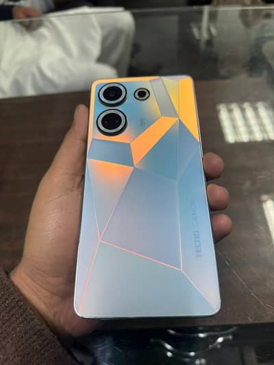 Tecno Camon 20
