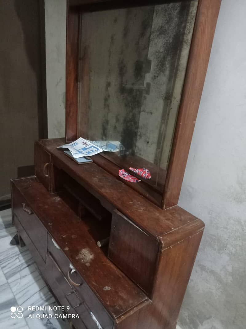 dressing table 2