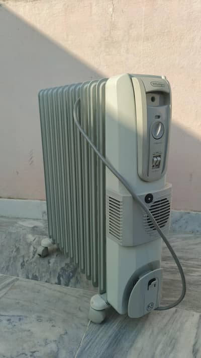 De'Longhi Oil-Filled Radiator.
