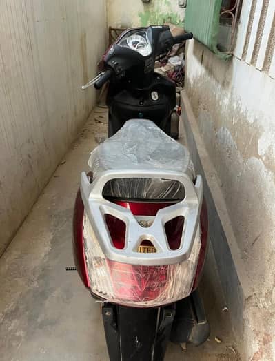 United 100cc Scooty Petrol