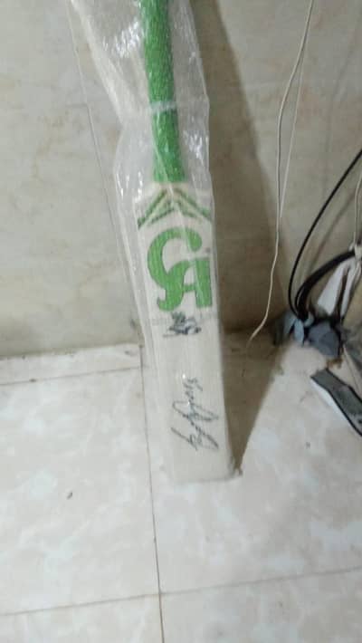 new CA bat unused with Babar azam signature