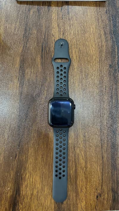 Apple Watch Series 7 Nike Edition 45 MM